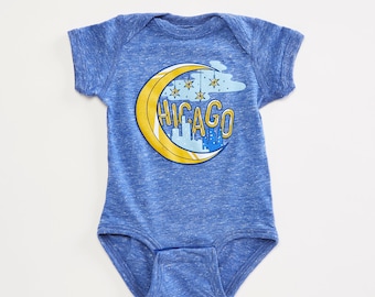 Body per neonato Chicago Moon Heather Blue. Costume intero per neonato Chicago Pride, regalo per neonato.