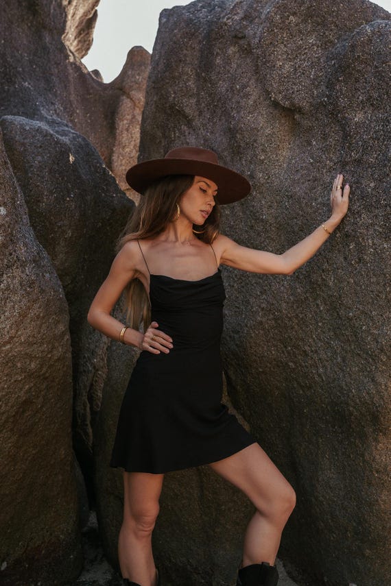 Ameli Black Mini Dress - Dress with Open Back & Tie Straps