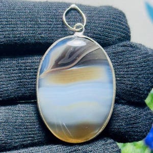Oval Banded Agate Pendant: Boho Necklace Charm (38x27mm