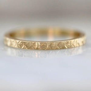 14K gouden vermeil art-deco gegraveerde band | Sierlijk handgemaakt minimalistisch | Verlovingsring stapelen | Cadeau voor haar