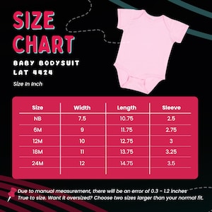 Puede incluir: Body de beb&eacute; rosa con una tabla de tallas. La tabla muestra medidas en pulgadas para el ancho, largo y manga para tallas NB a 24M. El texto dice "BABY BODYSUIT LAT 4424". La tabla tambi&eacute;n incluye una advertencia sobre errores de medici&oacute;n manual.