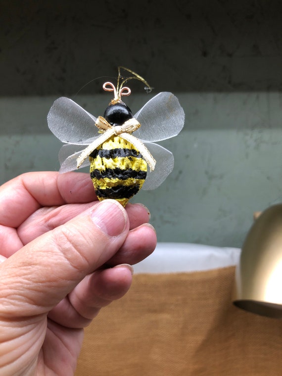 Bee Ornament, Bumble Bee, Honey Bee Decor, Rustic, Farmhouse Decor