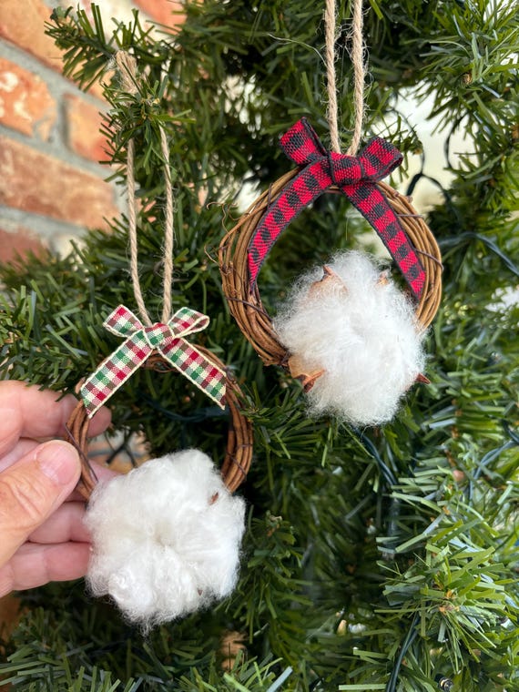 Cotton Boll Wreath Ornament, Farmhouse decor, Country gift, Anniversary gift, Southern, Made in USA, Natural, Southern Nature, Cotton Gift