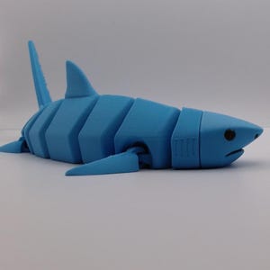 Articulated 3-D Printed Shark Fidget Toy | Flexi Desk Buddy & Sensory Gift for Shark Lovers