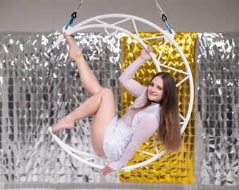 Aerial hoop, moon lyra zig zag style