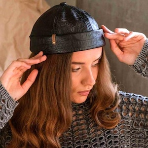 Premium Vegan Leather Docker Cap Python Texture | Unisex Fisherman Beanie Adjustable | Fisherman Aesthetic Skullcap | Docker Hat | Watch Cap