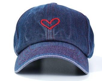 Gorra de béisbol vaquera elegante con bordado de corazón para hombre y mujer.