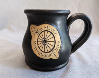 Tazza in ceramica Deneen del Mid Atlantic Recreation Drive