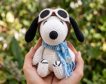 Wzór na szydełkowego pieska amigurumi, prosta zabawka Snoopy Pilot, szydełkowanie dla początkujących w formacie PDF (do pobrania w wersji cyfrowej)