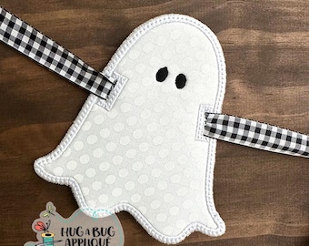 Ghost Banner Satin Stitch In the Hoop Applique Design 4" 5" 6" 7"
