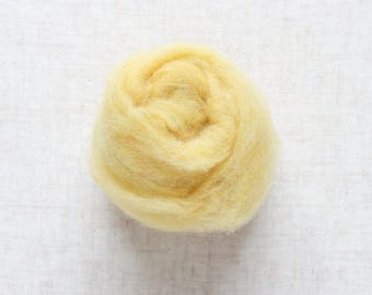 Sunflower Yellow Wool Batting: Maori Bergschaf Fiber for Felting (1 oz)