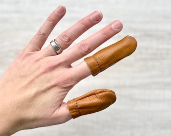 Leather Finger Guards for Needle Felting, Finger Cots, Leather Thimble, 1 Pair