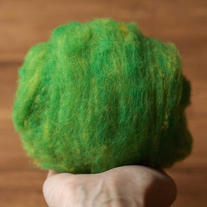 Wool Batting, Needle Felting Wool in Willow Moss Green, Batts, Wet Felting, Spinning, Dyed Felting Wool, Kiwi, Lime, Fiber Art Supplies