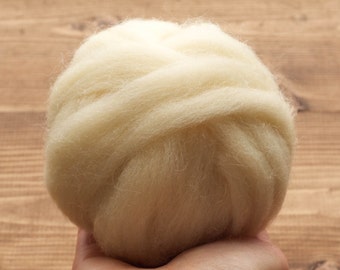 Blended Wool Roving - Ecru