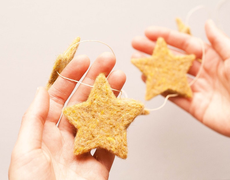 Needle Felting Kit Garland of Stars, Decor, Easy, Beginner, Gold, Birthday, Celebration, Ornament, DIY, Craft Kit, Gift, Complete Kit image 1