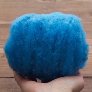 Azure Blue Needle Felting Wool, Wool Batting, Batts, Wet Felting, Spinning, Dyed Felting Wool, Sky Blue, Fiber Art Supplies, DIY