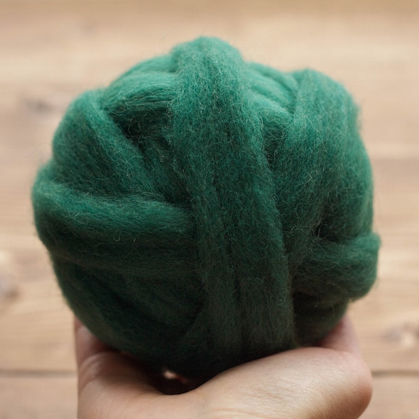 Pine Green Wool Roving for Needle Felting, Wet Felting, Spinning, Green, Evergreen, Forest