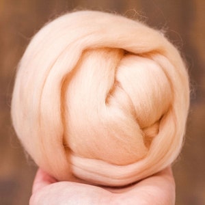 Merino Wool Roving in Peach Blossom, Combed Tops, Needle Felting, Wet Felting, Nuno Felting, Weaving, Arm Knitting, Chunky Yarn, Skin Tone