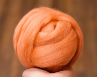 Merino Wool Roving in Rouge Pink, Needle Felting, Wet Felting, Nuno Felting, Weaving, Arm Knitting, Chunky Yarn, Peach, Coral, by DHG