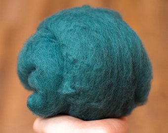 Merino Wool Batting in Ireland Green, Needle Felting, Dry Felting, Wet Felting, Nuno Felting, Weaving, by DHG, Christmas green, teal