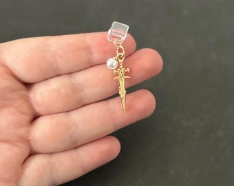 Pearl & Dagger Kindle Dust Plug  | Kindle Accessory