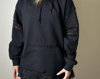 Zwarte of witte hoodie met kanten rand Cottagecore hoodie oversized sweater Vrouwelijke kanten trui gezellige boho-kleding
