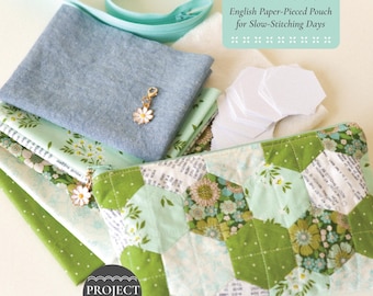 Quilted Hexagon Zipper Pouch Project Kit English Paper Piecing Sewing Kit with Printed Pattern Beginner-Friendly DIY  Makeup Pouch Bag Gift
