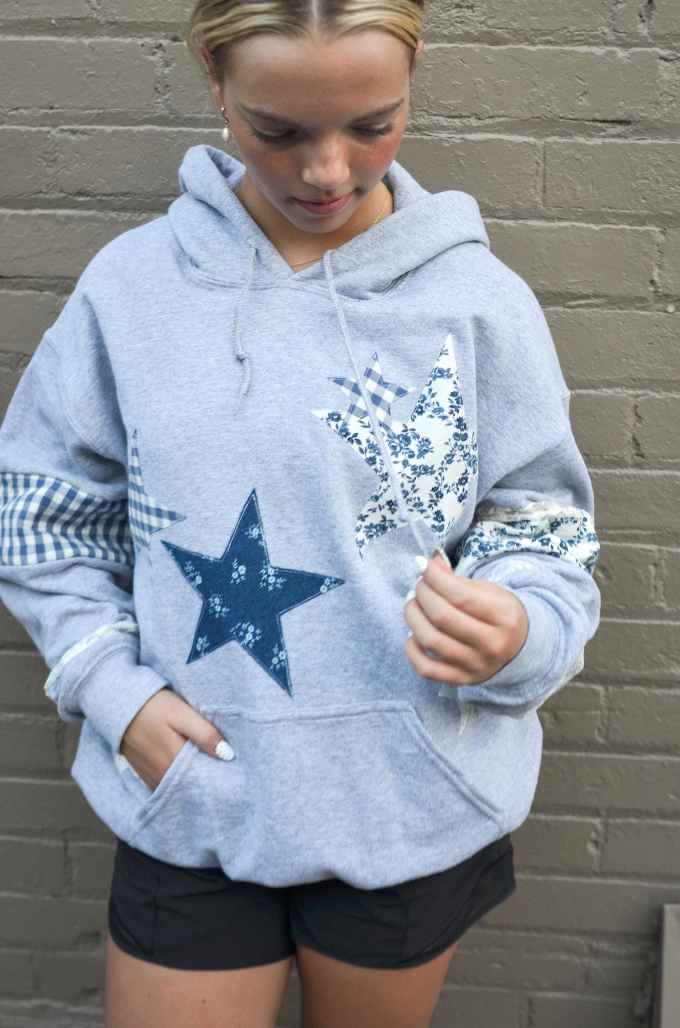 Refashioned 90s Star Patchwork Lace Hoodie Sewing Beginner Pattern