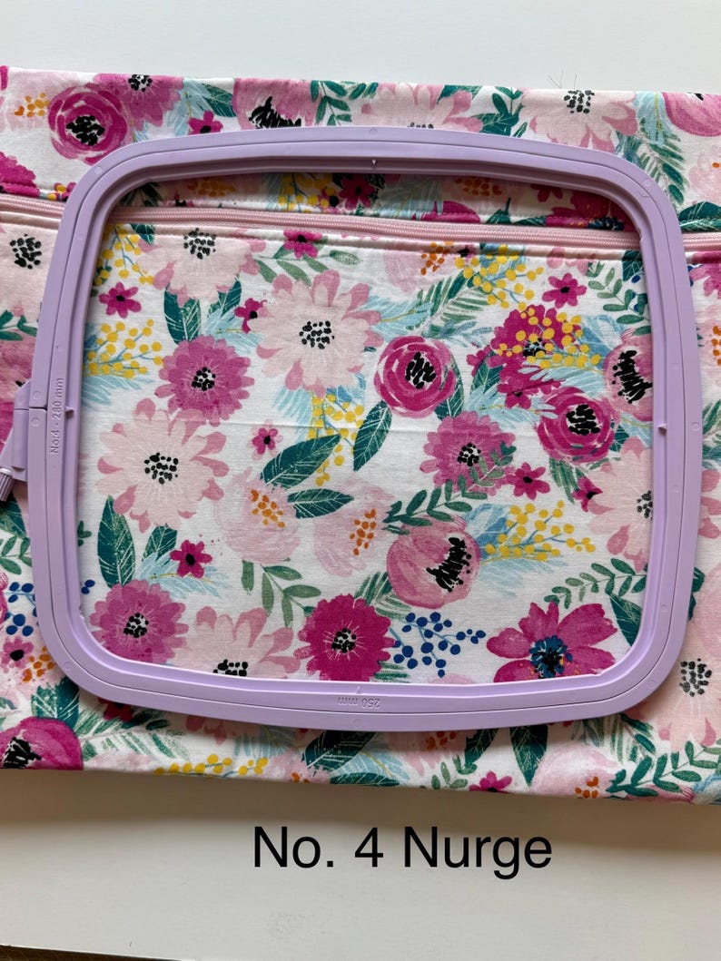 Handmade Floral Cross Stitch Project Bag and Notions Pouch, Needlework Organizer, Travel Craft Bag afbeelding 7