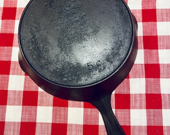1920’s-30’s Wagner Ware Sidney O logo - rare - #5 C skillet with outer heat ring