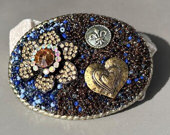 Beaded Belt Buckle - hearts and flower