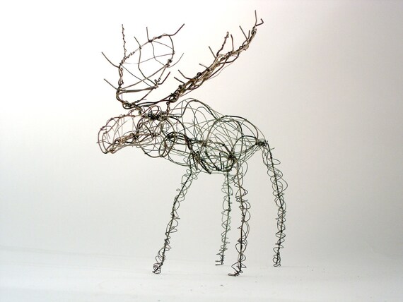 Items similar to wire sculpture: moose on Etsy