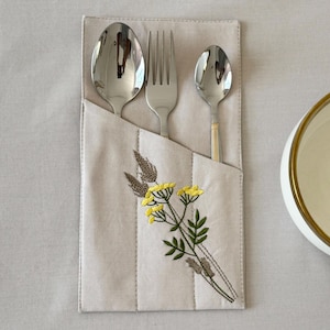 Cutlery Pouch, Cutlery Holder, Utensil Organizer, Rustic Table Decor, Kitchen Accessories, Silverware Holder, Ecofriendly Cutlery Wrap