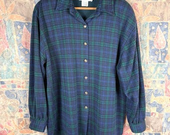 Grote vintage Cathy Daniels geruite button-down damesshirt, blackwatch blauwgroene oversized blouse, gouden knoop Y2K jaren 90 zacht gebreide top