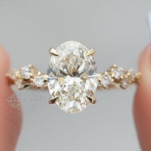 Unique 3 CT Oval Cut Diamond Moissanite Engagement Ring 10K 14K Yellow gold Vintage Wedding Ring Promise Anniversary Bridal Gift for Her