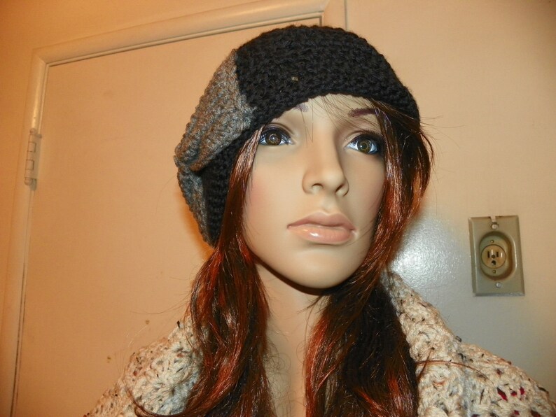 Black Slouchy Hat with a Gray Bow Hand Crochet Size Teen-Adult image 2