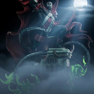 Puede incluir: Estatua detallada del personaje de cómic Spawn, posando dramáticamente contra un cielo nocturno con luna llena. La figura está vestida con un traje negro y rojo con una capa roja fluida y cadenas. Llamas verdes estilizadas y niebla añaden al efecto dramático.