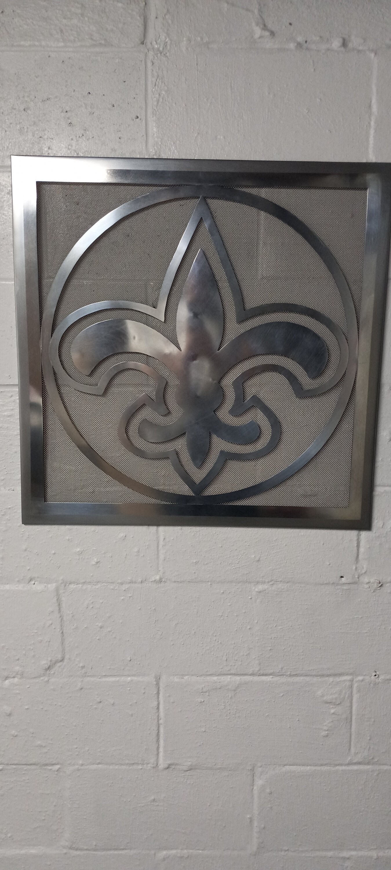 Fleur-de-lis cover