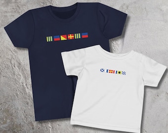 Aangepaste naam in nautische vlag T-shirts voor kinderen, maat T-shirts voor peuters en jongeren, cadeau oceaanliefhebber