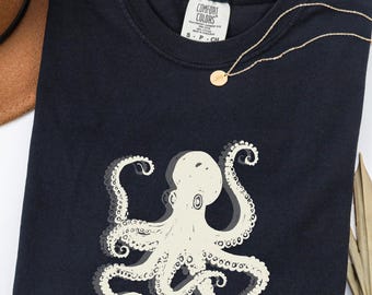 Vintage Octopus Graphic Tee | Comfort Colors Octopus Shirt | Coastal Ocean T Shirt | Minimal Nautical Sea Life Tee | Gift for Ocean Lovers