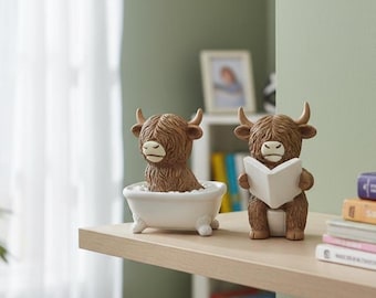 Funny Highland Cow Statue – Realistic Resin Figurine Mini Ornament for Home Decor, Cute Farm Animal Sculpture for Shelf or Desk