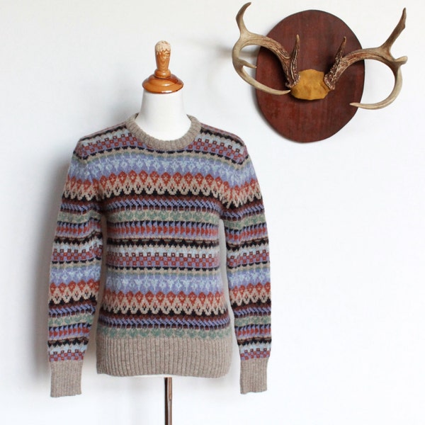SALE / Izod Lacoste Small Wool Sweater Womens Small Geometric Striped