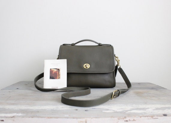 coach court bag