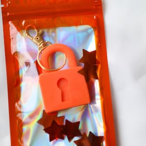 Lock Keychain- Showgirl Era Inspired 3D Printed Bag Charm, Mini and Large Size image 15