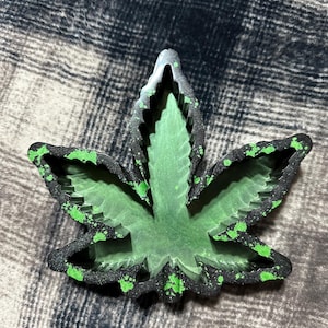 Resin ashtray