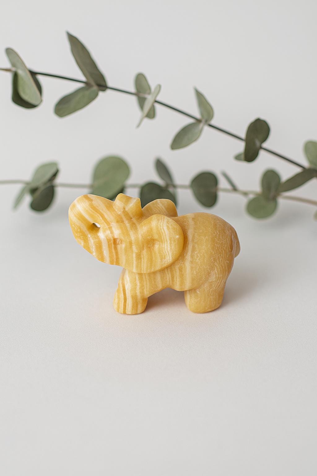 天然の縞模様のオレンジ方解石象の彫刻 - Etsy 日本