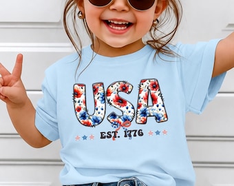 Patriotic USA Floral Shirt, America EST 1776 Tee, Retro Fourth of July Shirt, Vintage USA Graphic Tee, Americana Summer Shirt