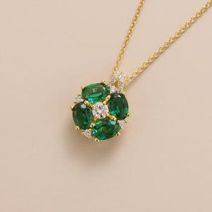 Forget Me Not Gemstone Birthstone Necklace, Oval Sapphire Ruby Emerald Pendant, Gold Flower Cluster Charm, Meaningful Gift for Her, Jewelry