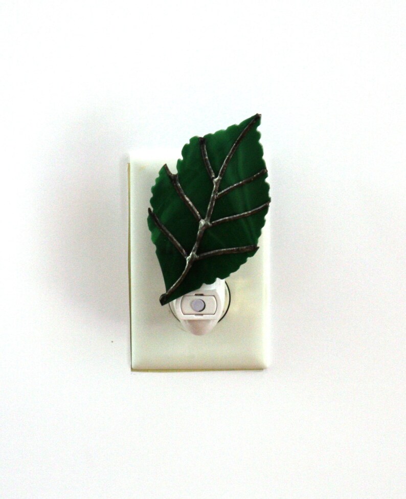 Green Elm Leaf Stained Glass Night Light image 2