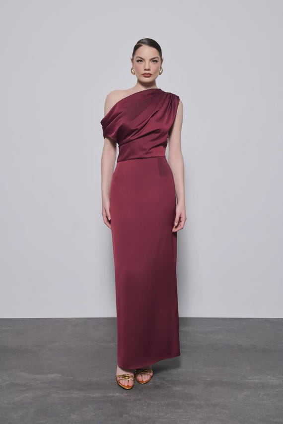 knee length dresses for ladies Theia Women's Rayna One-Shoulder Gown - Moss Green main image 0
